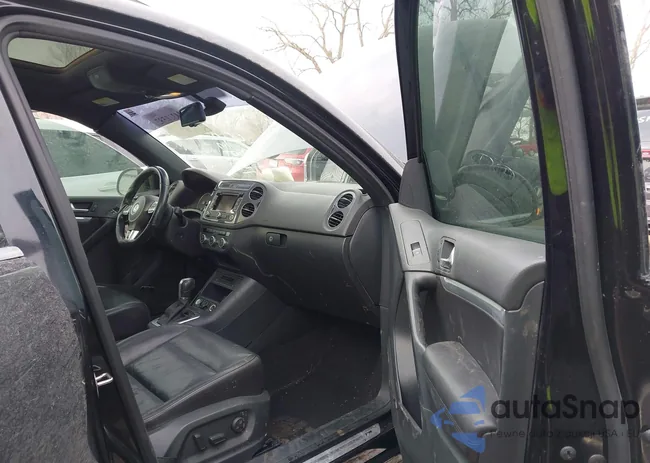 WVGAV3AX5EW560387: 44312585