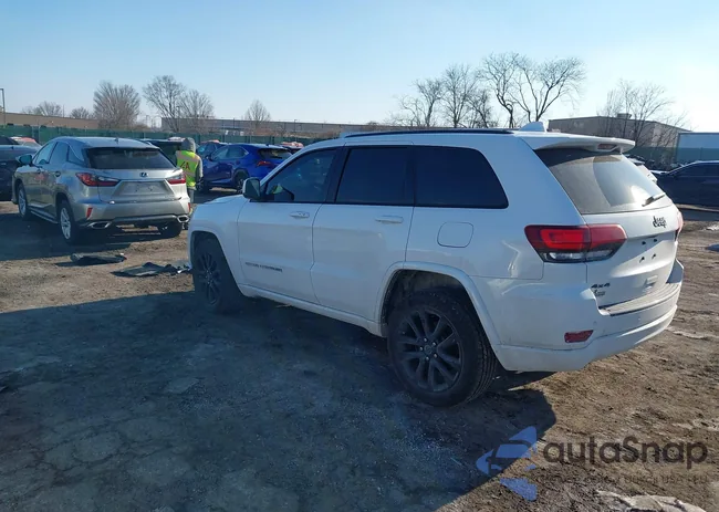 1C4RJFAG1JC118030: 44311636