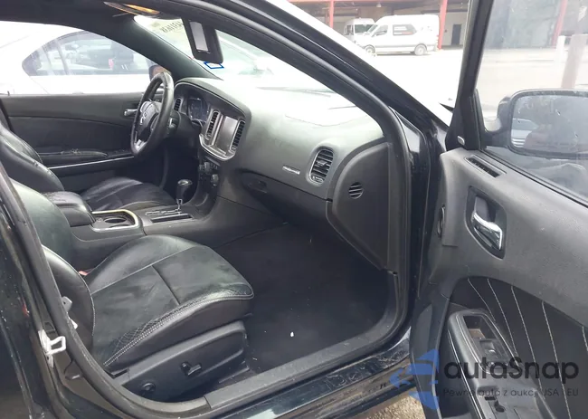 2C3CDXCT9CH191048: 44311638