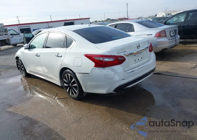 1N4AL3AP5JC248713: 44311717