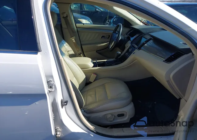 1FAHP2E82EG126714: 44311811