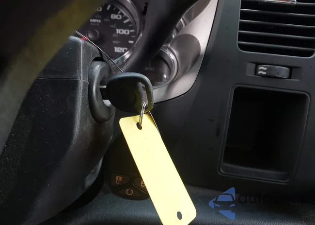 1GCRCSE04DZ353569: 44311938