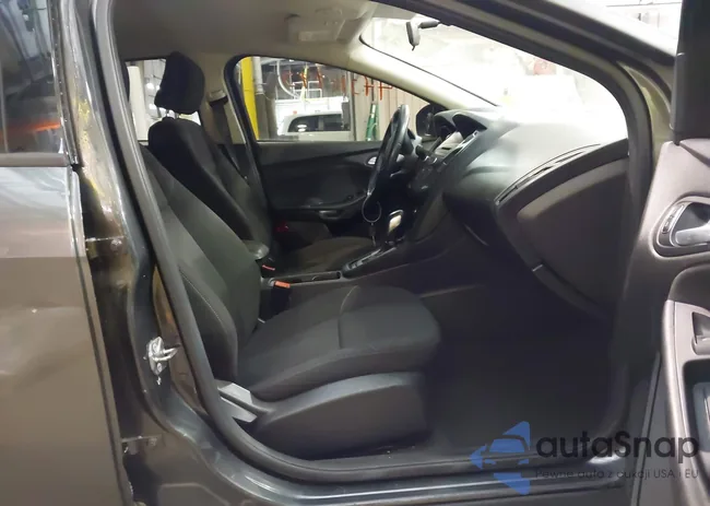 1FADP3F22FL237920: 44311975