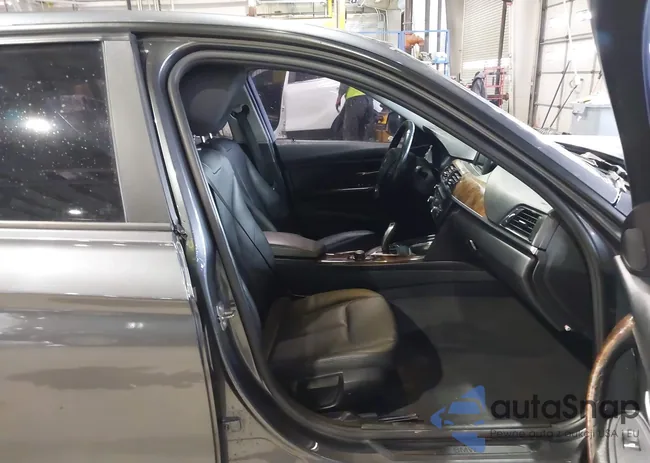 WBA3C3C52EF983830: 44313095