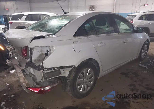 1G1PC5SH6B7151241: 44313181