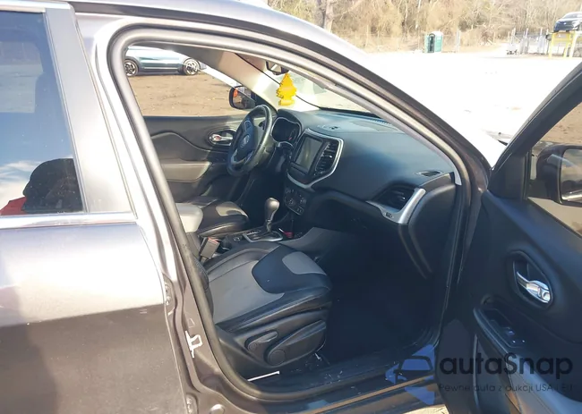 1C4PJLDB9EW139573: 44313192