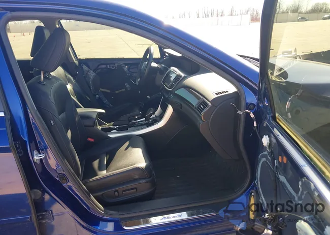 JHMCR6F50HC028687: 44313199