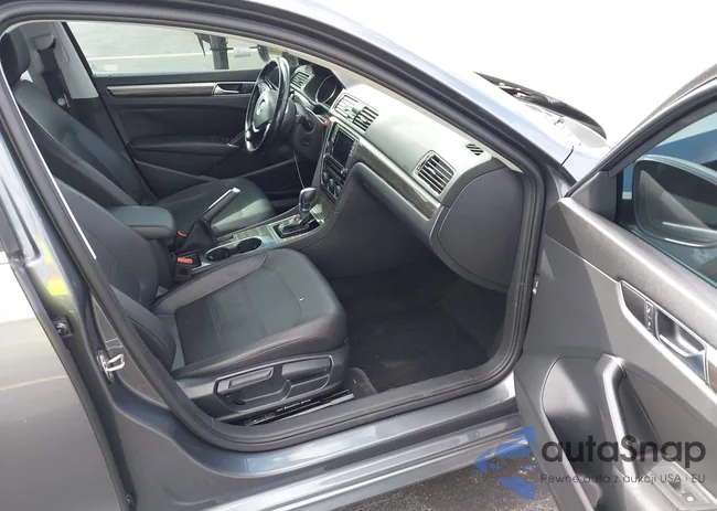 1VWBA7A38JC031355: 44313326