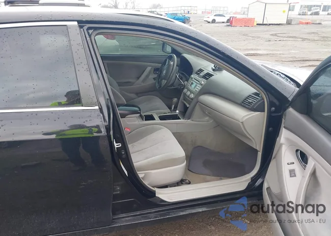 4T1BF3EK2AU516076: 44313341