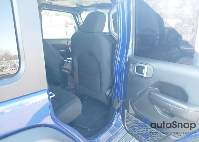 1C4HJXDG0LW109947: 44313394