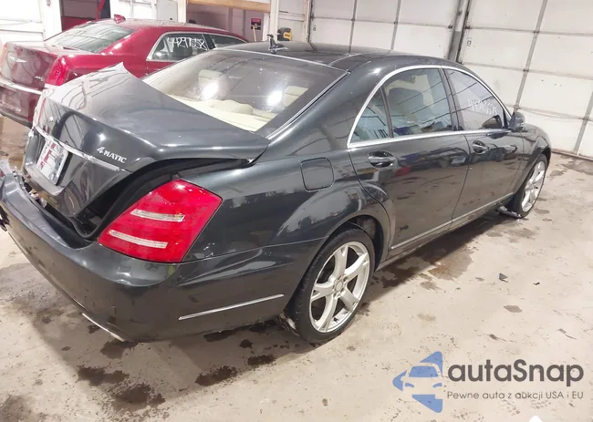 WDDNG9EB1DA528975: 44313575