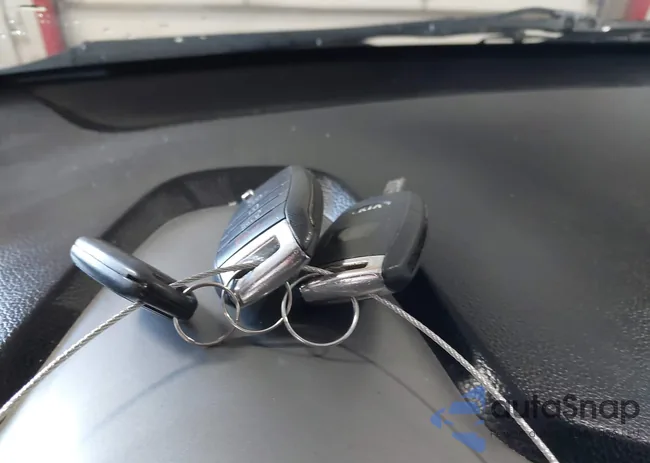 KNDPBCAC2G7799512: 44312649