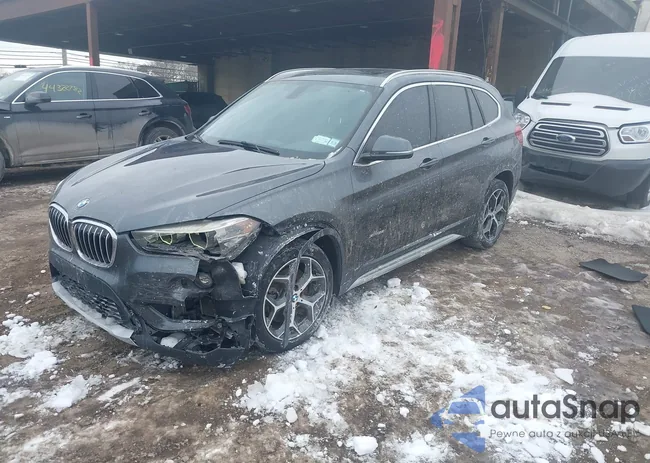 WBXHT3C32GP889888: 44312713