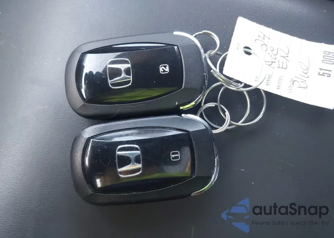 1HGCY2F60RA049821: 44312716