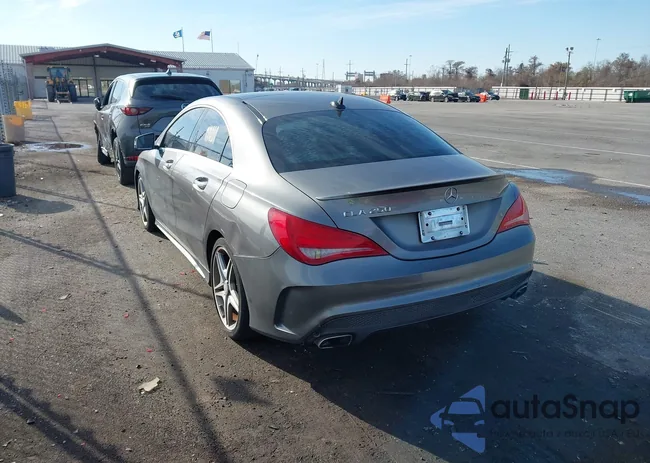 WDDSJ4EB7FN229266: 44312818