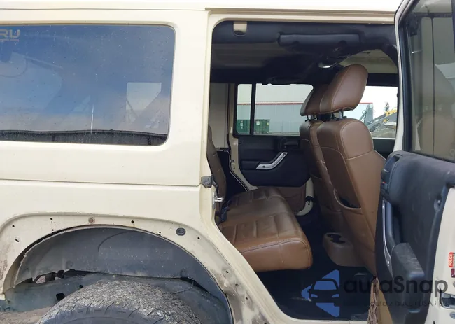 1C4BJWEG3CL117833: 44312857