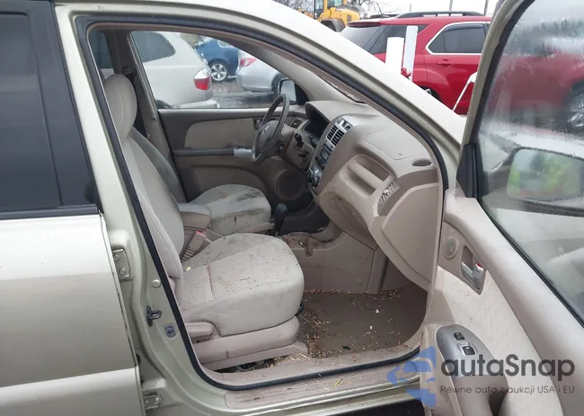 KNDJF723767170892: 44312895