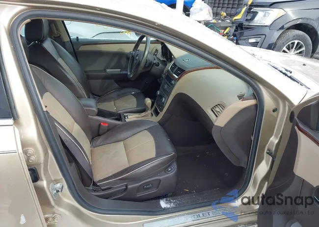 1G1ZK577684196279: 44314085