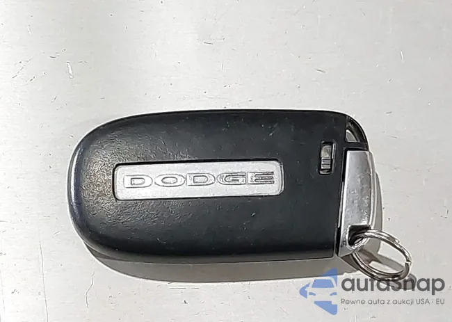 3C4PDCEG9HT643990: 44314102