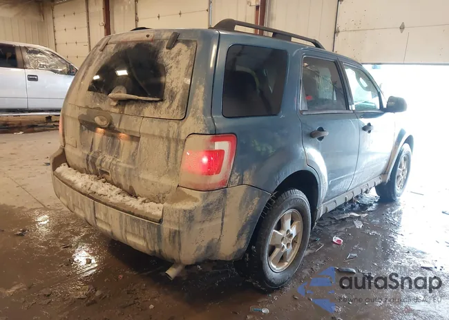 1FMCU0D72AKB07531: 44314139