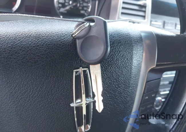 1LNHM93R99G619038: 44314246