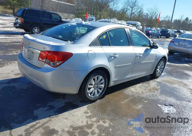 1G1PF5S91B7117725: 44314261