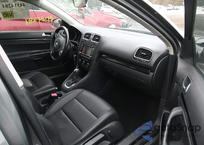 3VWPP7AJ9CM686404: 44314281