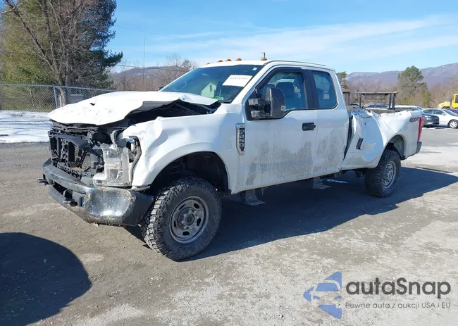 1FT7X2B64KEF59421: 44314355