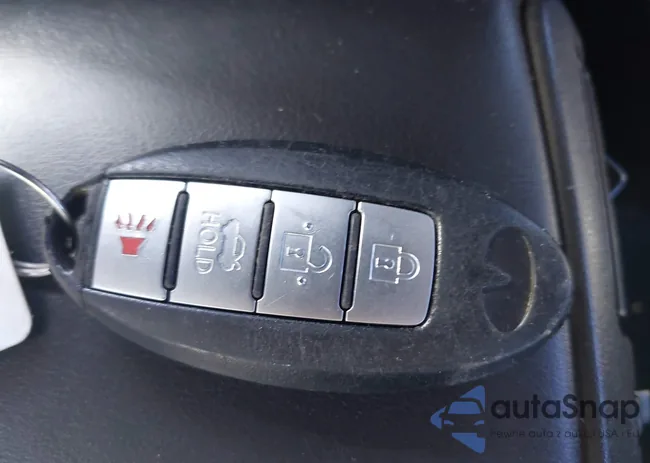 JNKCV61E99M010980: 44314386