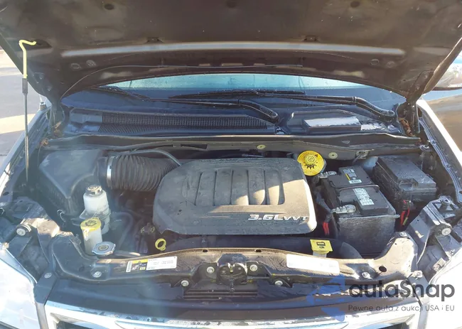 2C4RC1CGXER303880: 44314450