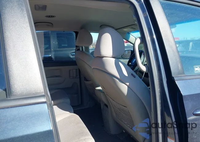 KNDMB5C18G6191476: 44314505