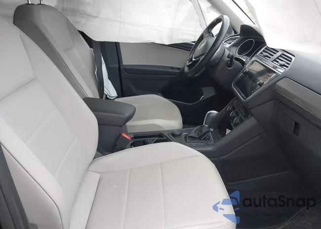 3VV2B7AX8KM181826: 44314526