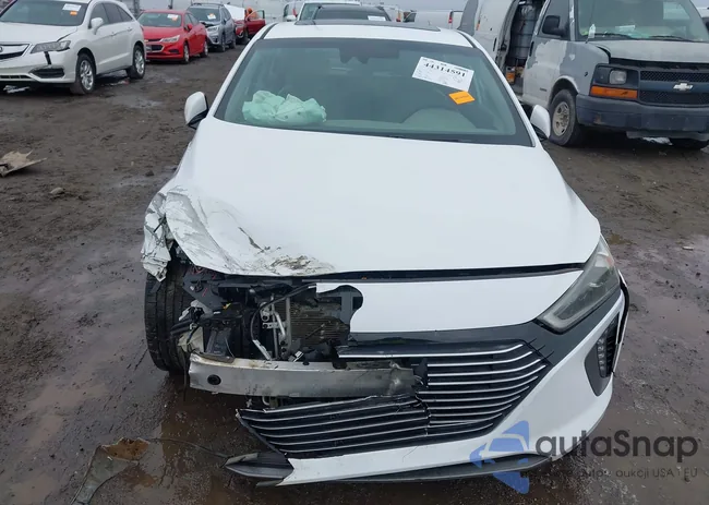 KMHC05LC9KU144055: 44314591