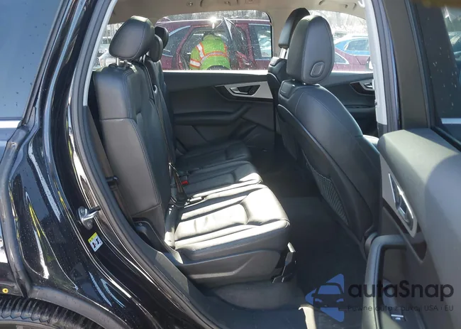 WA1LHAF73KD028073: 44313615