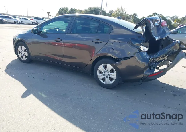 3KPFL4A77HE121437: 44313634