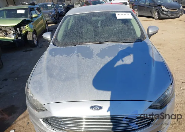 3FA6P0HD5JR272824: 44313672