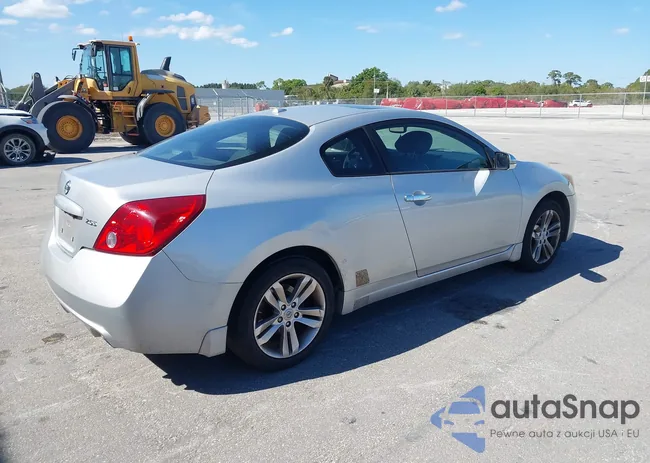 1N4AL2EP2DC276686: 44313808