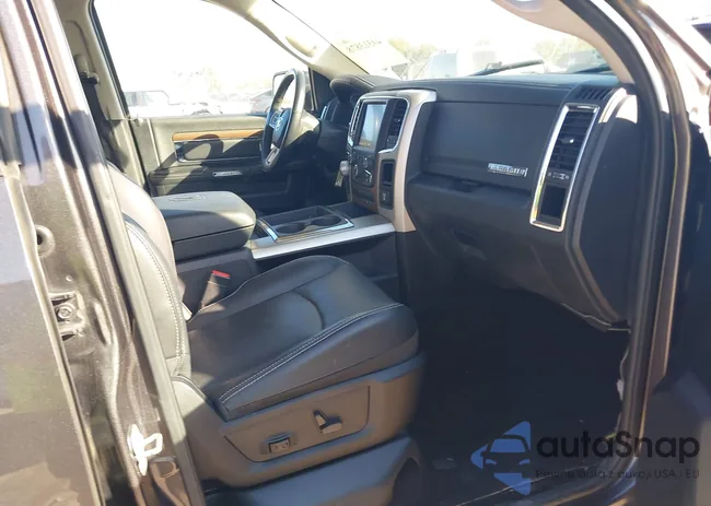 1C6RR6NM7ES271085: 44313878