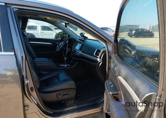 5TDKZRFH1JS274063: 44313938