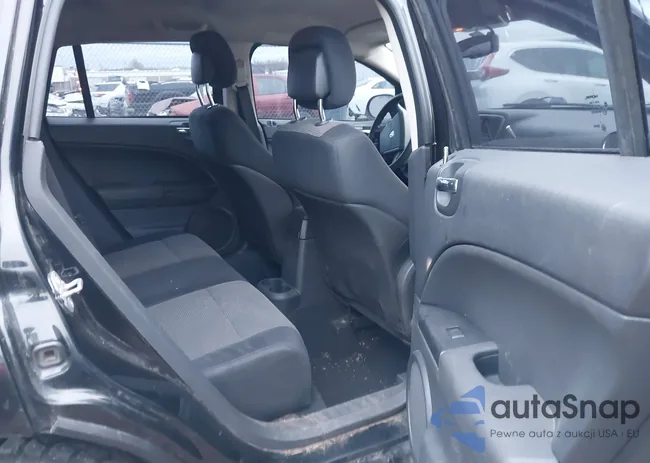 1B3CB3HAXAD546306: 44313945