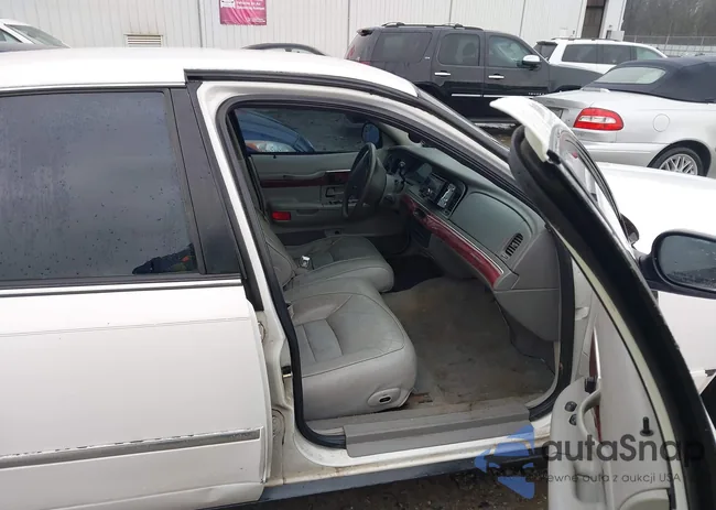 2MEFM75W1YX640511: 44315058