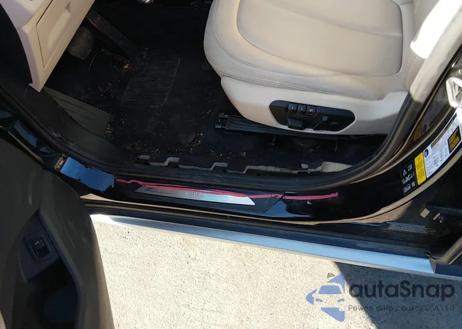 WBXHT3C33J5K30558: 44315097