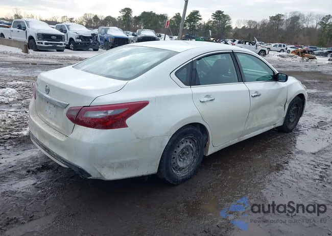 1N4AL3AP5JC110623: 44315141