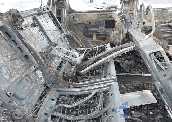 1GNSKAE06DR300958: 44315142