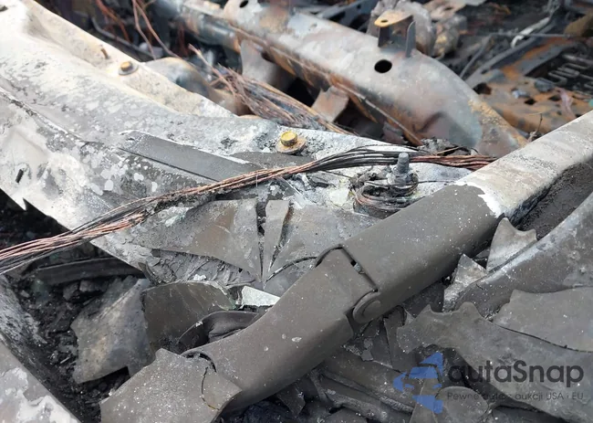 1GNSKAE06DR300958: 44315142