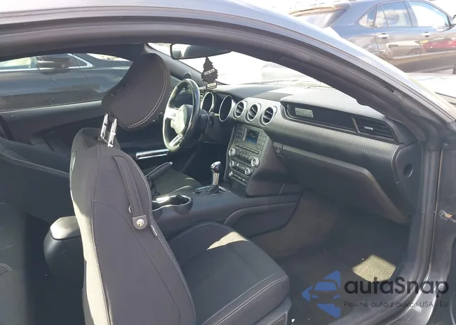 1FA6P8TH3J5112839: 44315535