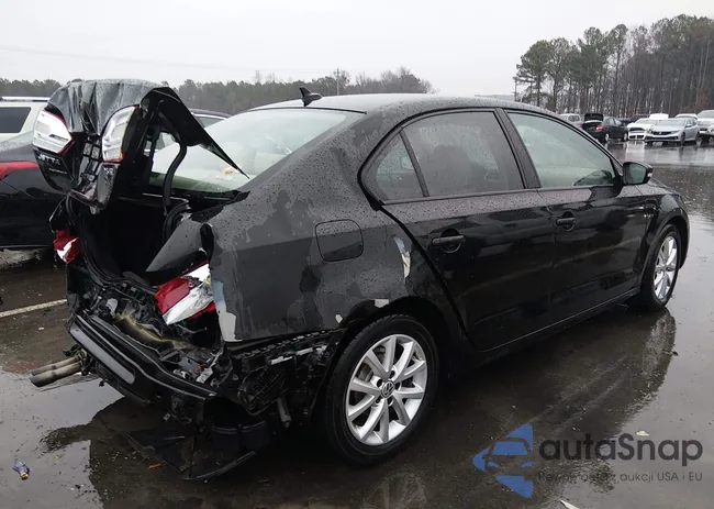 3VWDZ7AJ8BM317450: 44314712