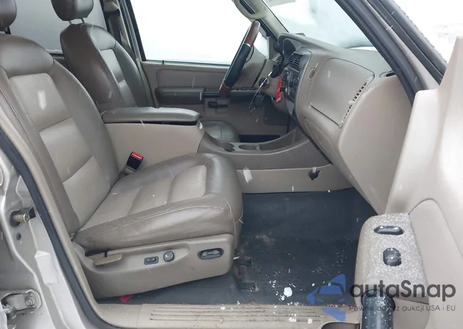 1FMDU77K85UA16643: 44314724