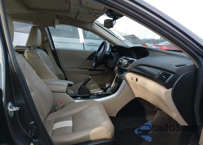 1HGCR6F58FA012443: 44314773