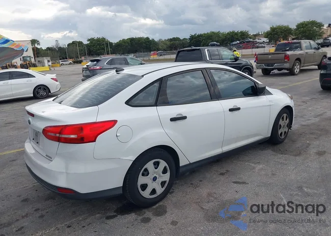 1FADP3E21FL362568: 44314785